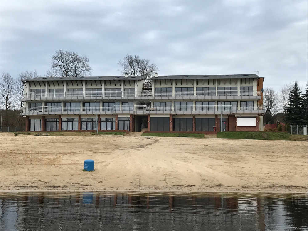 Stan surowy zamknięty / Budynek usługowy Lipie nad jez. Długie / Pracownia Inżynierska Wojciech Janik