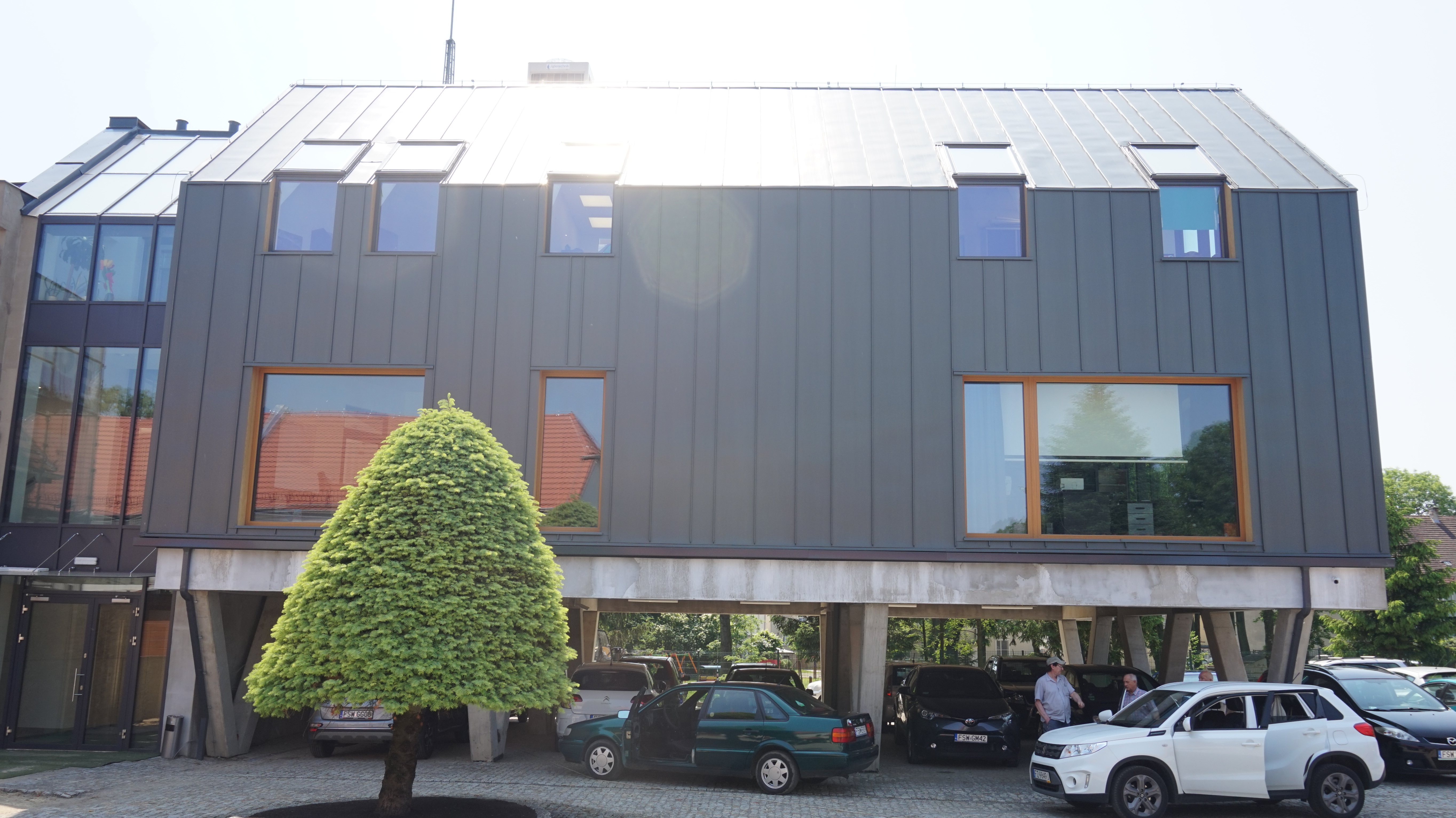 Biurowiec na kratownicy Warrena