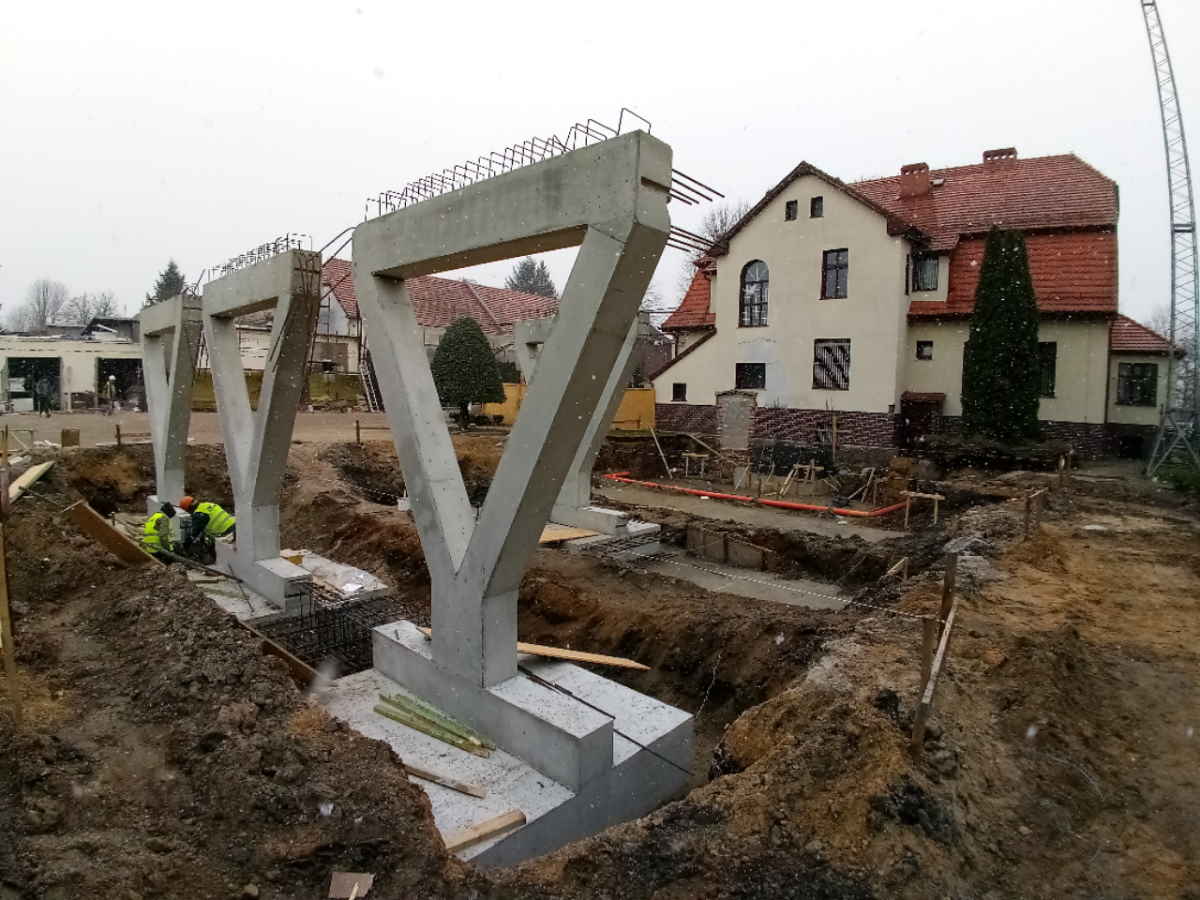 Etap realizacji - kratownice i fundamenty