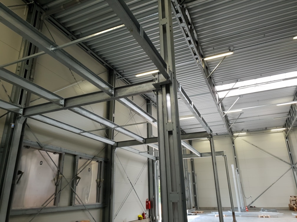 Montaż antresoli stalowej - widok 2